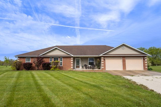 1041 County Road 2340, Moberly, MO 65270
