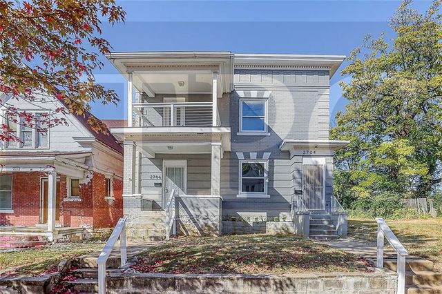 2704 Park Ave, Kansas City, MO 64109
