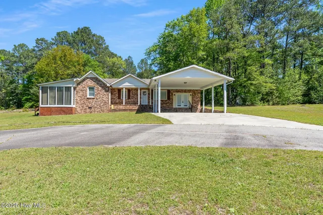 120 W Eason Drive, Rockingham, NC 28379