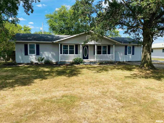 616 E  Donna Dr, Irvington, IL 62848