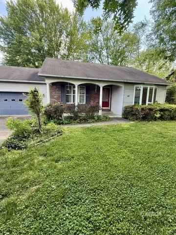 45 W  3rd St, The Plains, OH 45780