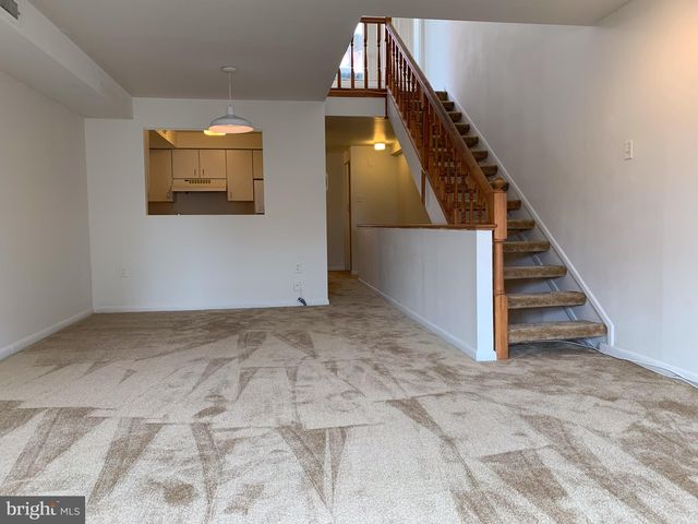1211 Locust St #3F, Philadelphia, PA 19107