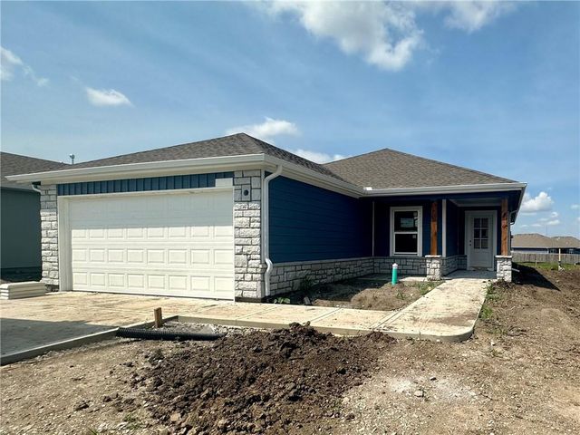 598 W  Fountain St, Gardner, KS 66030