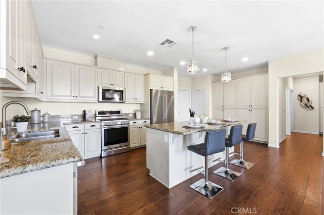 408 Maravilla Ln, Brea, CA 92823