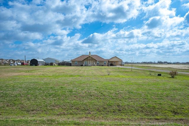 18460 County Road 4001, Mabank, TX 75147
