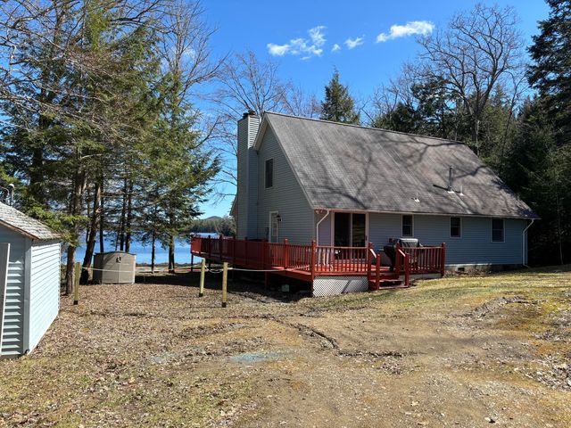 49 Rays Road, Lincolnville, ME 04849