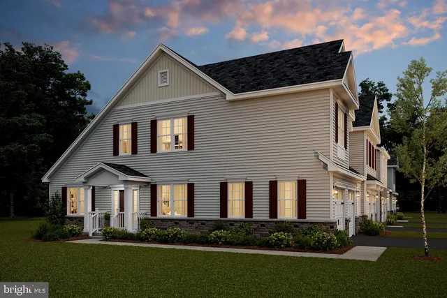 1701 American Pl W, Windsor, NJ 08550