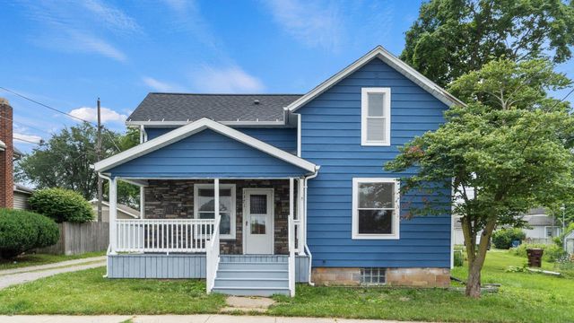 13718 2nd St, Grabill, IN 46741