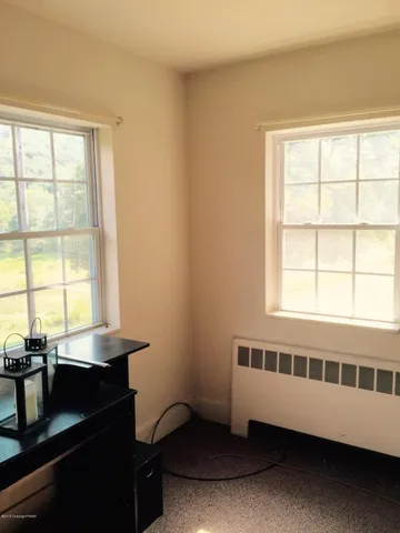372 Mush Dahl Rd, New Ringgold, PA 17960