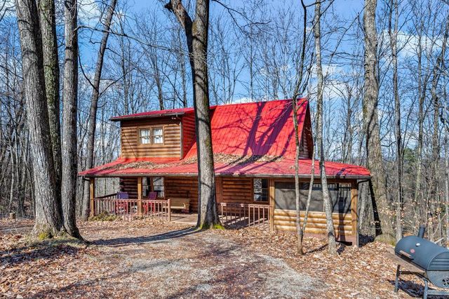 2137 Red Bud Rd, Sevierville, TN 37876