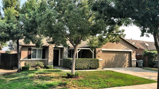 2618 W  Sedona Ave, Visalia, CA 93291