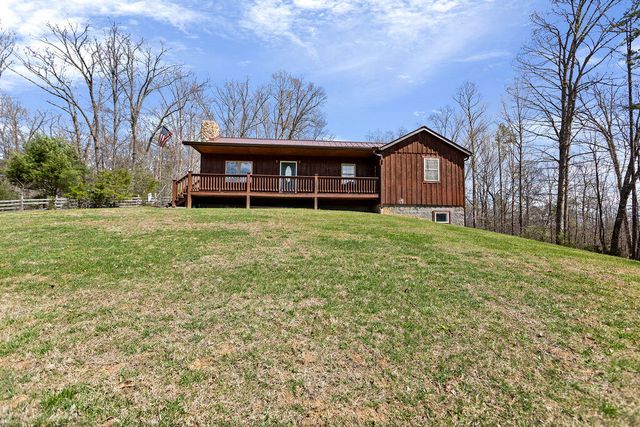 235 Rices Hill Rd, Natural Bridge, VA 24578