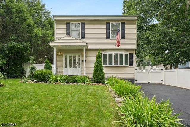91 Redwood Ave, Wayne, NJ 07470