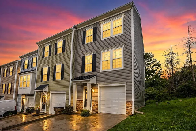 111 Inlet St, Morgantown, WV 26508