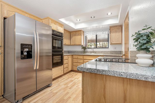 5913 Garden Park Dr, Garden Valley, CA 95633
