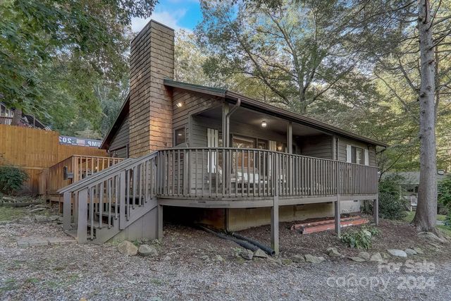 150 Lister Ln, Maggie Valley, NC 28751