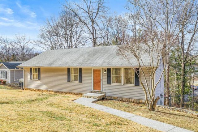 4935 Merriman Rd, Roanoke, VA 24018