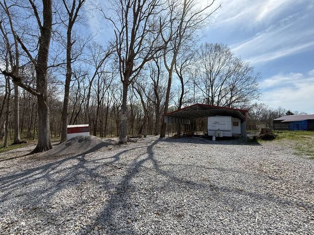 Cedar Grove Rd, Simpson, IL 62985