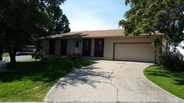 1645 Colby Ave, Marshall, MO 65340