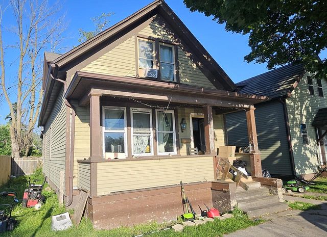 1323 South 8th STREET, Sheboygan, WI 53081