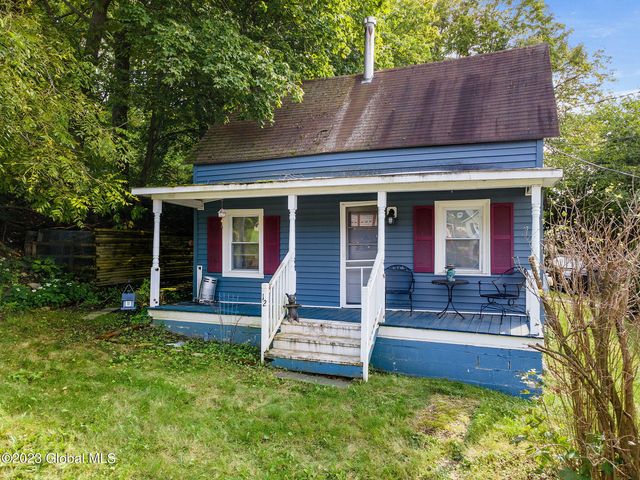 12 Green Avenue, Castleton, NY 12033