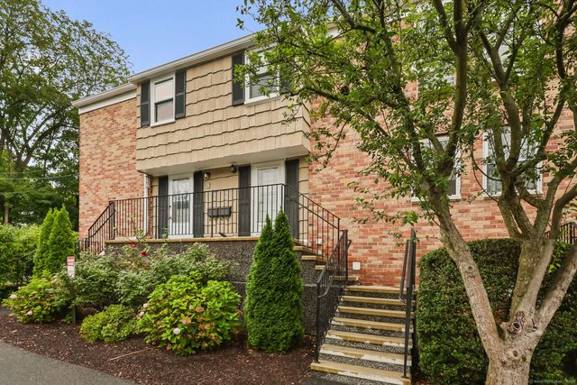 20 Weed Hill Avenue APT B, Stamford, CT 06907