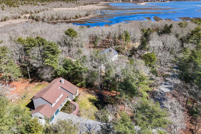 13 Indian Cove Road, Marion, MA 02738