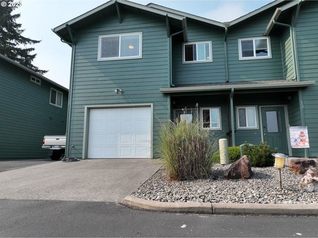 815 Old County Rd #14, Brookings, OR 97415