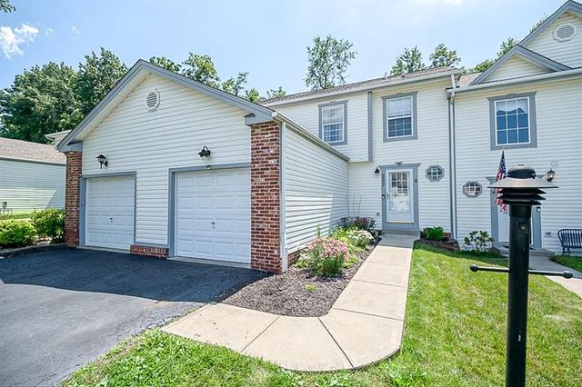 202 Chelsea Dr, Imperial, PA 15126