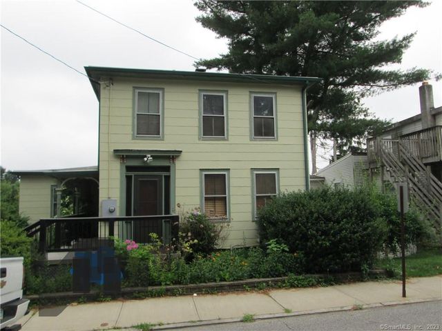 144 Spring St, Willimantic, CT 06226