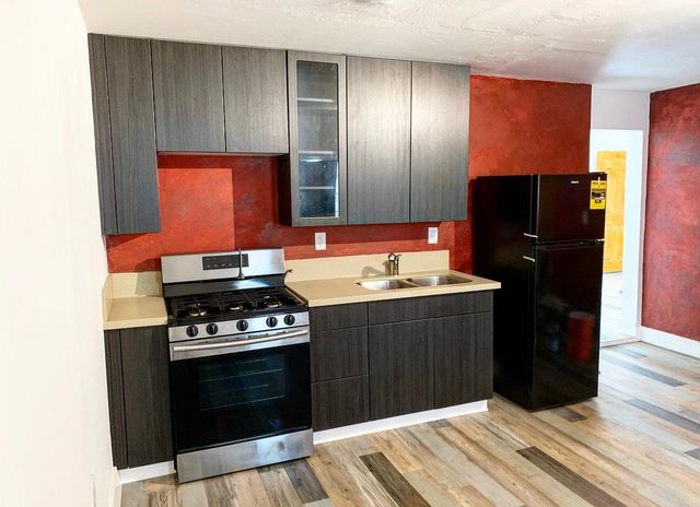 1830 Helix St, Spring Valley, CA 91977
