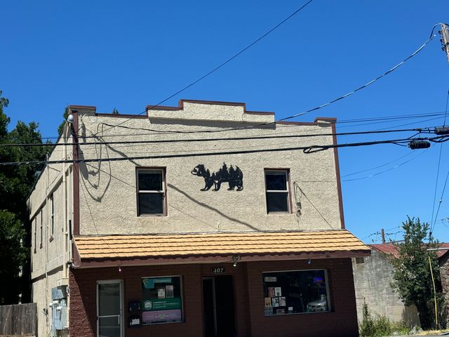 407 S  Mount Shasta Blvd, Mount Shasta, CA 96067