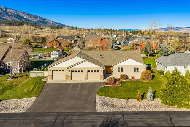 238 S Trl, Florence, MT 59833