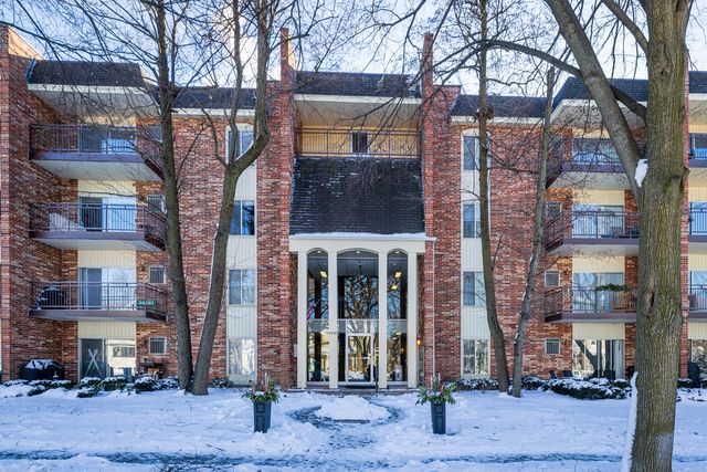 4900 Forest Ave #103, Downers Grove, IL 60515
