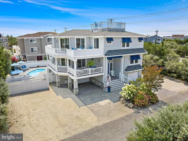 51 N  Long Beach Blvd #A, Beach Haven, NJ 08008