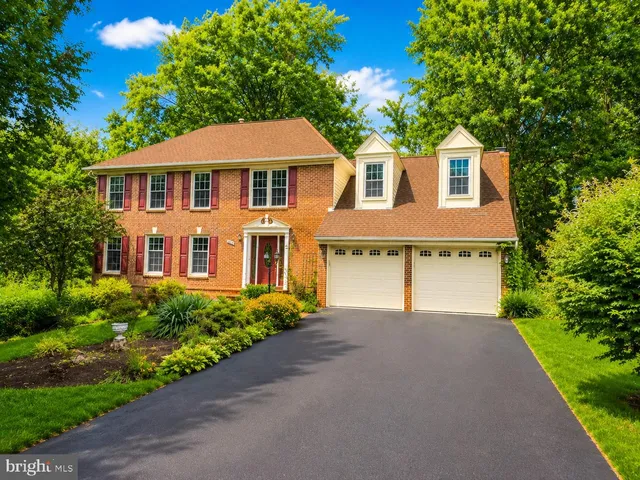 3184 Rivanna Ct, Woodbridge, VA 22192