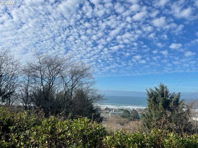 Pacific View Dr #81, Rockaway Beach, OR 97136