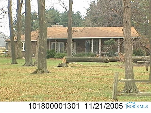 1317 County Road 39, Fremont, OH 43420