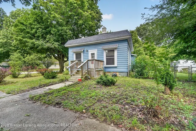 450 Minerva St, Eaton Rapids, MI 48827