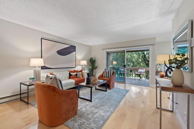 505 Cypress Point Dr #31, Mountain View, CA 94043