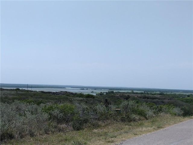 1 County Road 391, Mathis, TX 78368