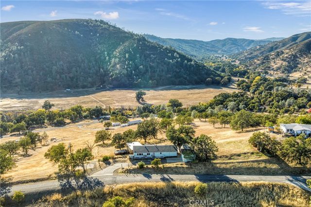 2579 Indian Hill Rd, Clearlake Oaks, CA 95423