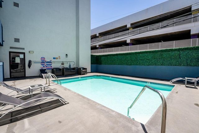 1223 Federal Ave #413, Los Angeles, CA 90025