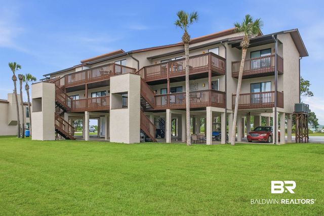 3992 Spinnaker Dr #202, Gulf Shores, AL 36542