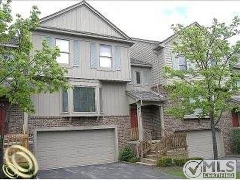 4246 Breckenridge Dr #1, West Bloomfield, MI 48322