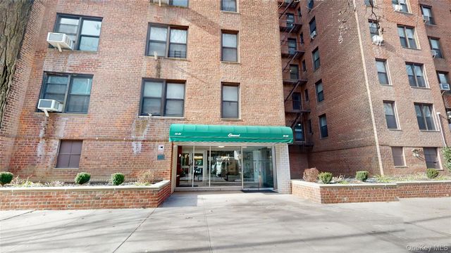33-26 92nd Street UNIT 2T, Jackson Heights, NY 11372