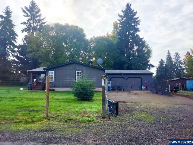 27498 3rd St, Junction city, OR 97448