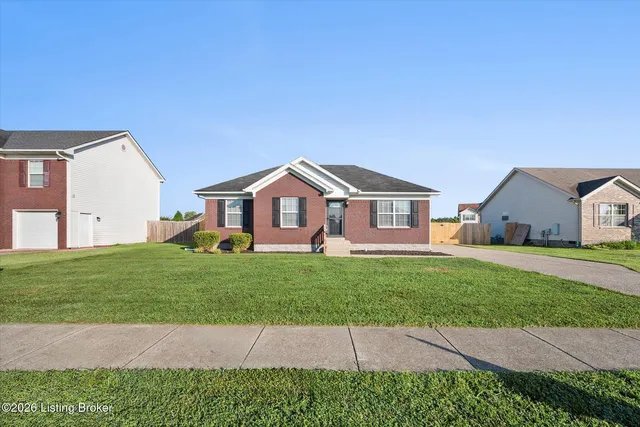 729 Oak Grove Blvd, Shepherdsville, KY 40165