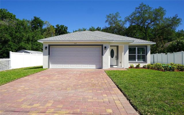 707 E  Jackson St, Kissimmee, FL 34744