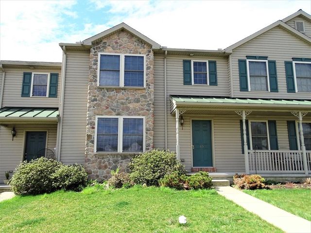 69 Gable Dr, Myerstown, PA 17067